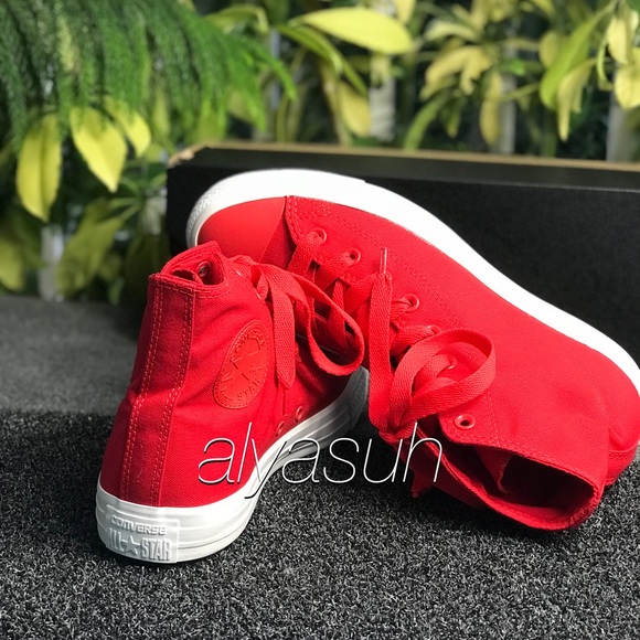 NWT Converse CT HI Red M AUTHENTIC - Picture 3 of 6